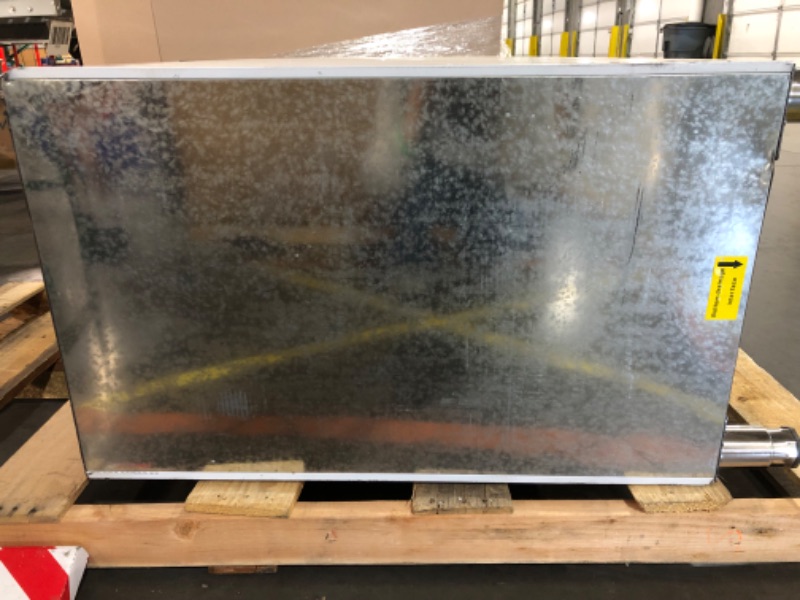 Photo 8 of **PARTS ONLY**NON REFUNDABLE**BOTTOM OF MACHING ONLY**
Manitowoc IDT0450A-161 Indigo NXT 30" Air-Cooled Full-Dice Ice Maker Machine with D570 Ice Storage Bin 