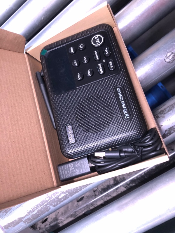 Photo 1 of ***USED - LIKELY MISSING PARTS - UNABLE TO VERIFY FUNCTIONALITY***
Wuloo Intercoms Wireless for Home 1 Mile Range 22 Channel 100 Digital Code Display Screen