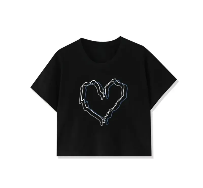 Photo 1 of [Size M] Short-Sleeve Crew Neck Heart Crop Tee- Black