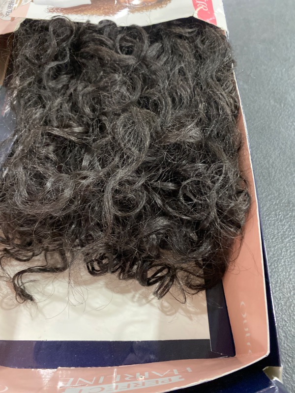 Photo 1 of Outre LACE FRONT WIG - PERFECT HAIR LINE 13X6 - DOMINICA (2)