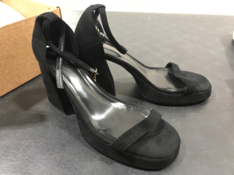 Photo 1 of [Size 9.5] Women's Velvet Heels- Black