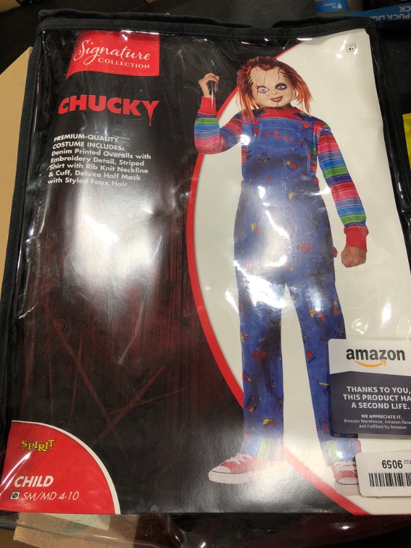 Photo 3 of Halloween Child’s Play Kids Chucky Costume – The Signature Collection | Officially Licensed | Horror Costume--child small/med  4-10