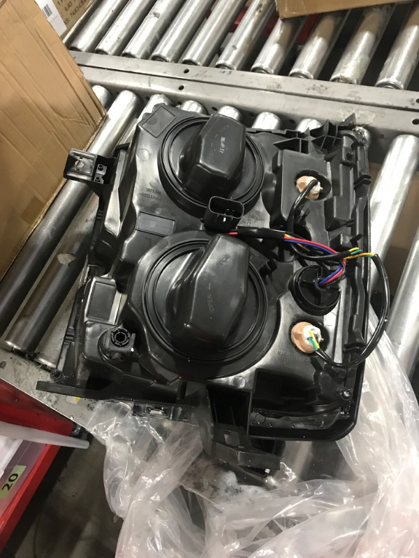 Photo 1 of WOLFSTORM Headlight Assembly Fit for 2015-2019 Chevy Silverado 2500&3500, Low/High Beam Headlight Replacement for 2015-2019 Chevy Silverado 2500/3500,Chromed Housing with Clear Lens