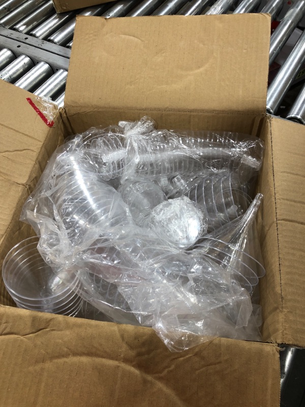 Photo 1 of  Deluxe Clear Plastic Martini Cups - 7oz, - Perfect for Parties & Everyday Use
