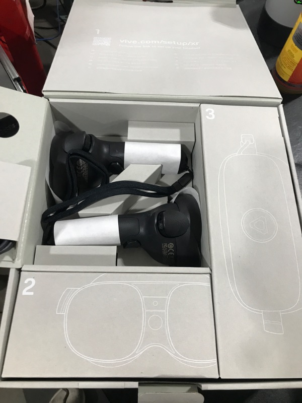 Photo 4 of HTC Vive XR Elite Virtual Reality Headset + Controllers Full System - BRAND NEW ONLY OPENED TO EXAMINE 