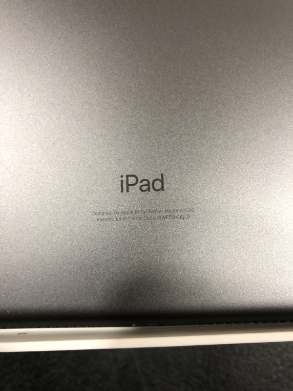 Photo 6 of Apple 2021 10.2-inch iPad (Wi-Fi, 64GB) - Space Gray WiFi 64GB Space Gray