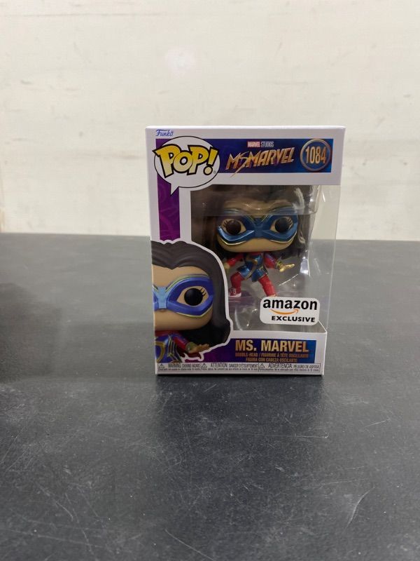 Photo 3 of 2 PACK Funko Pop! Marvel: Ms. Marvel - Ms. Marvel, Amazon Exclusive