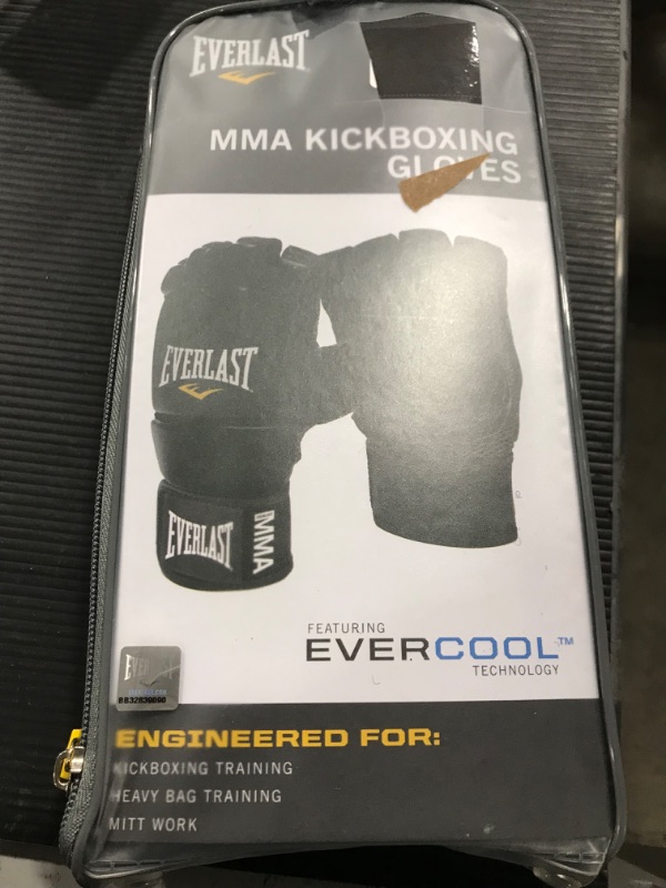 Photo 1 of 1 Everlast MMA Glove