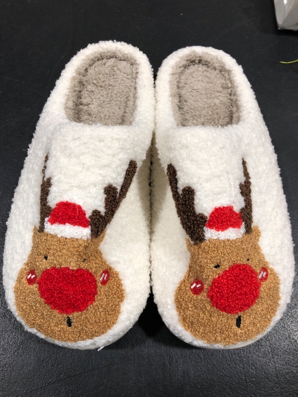 Photo 1 of [Size 6.5] Reindeer Slippers