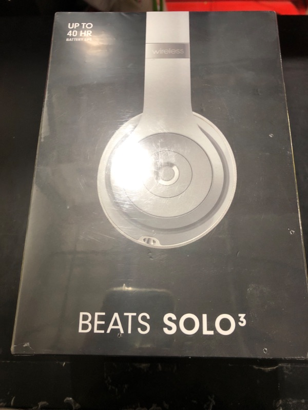 Photo 2 of **BRAND NEW** Beats Solo3 Wireless On-Ear Headphones - Apple W1 Headphone Chip, Class 1 Bluetooth, 40 Hours of Listening Time, Built-in Microphone - Silver (Latest Model) Silver Solo3 Without AppleCare+