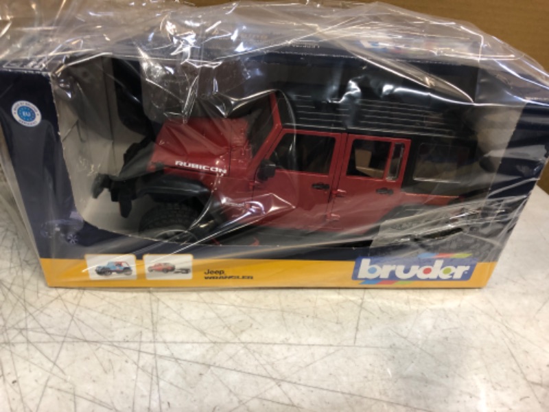 Photo 2 of Bruder Toys - Recreational Realistic Jeep Wrangler Unlimited Rubicon with Openable Doors and Removeable Rear Seat