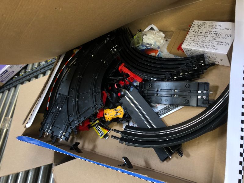 Photo 1 of Carrera GO!!! 62492 Mario Kart Mach 8 Electric Slot Car Racing Track Set 1:43 Scale feat. Mario and Luigi