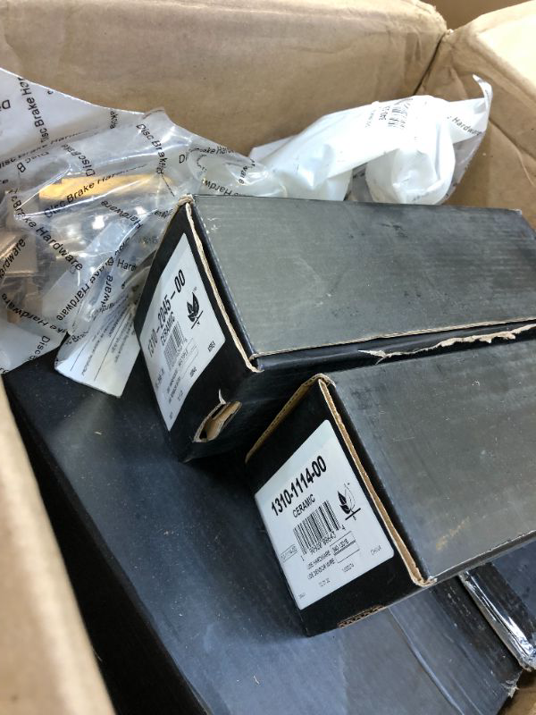 Photo 1 of R1 Concepts Front Rear Brakes and Rotors Kit |Front Rear Brake Pads| Brake Rotors and Pads| Ceramic Brake Pads and Rotors |Hardware Kit WHWH2-13049