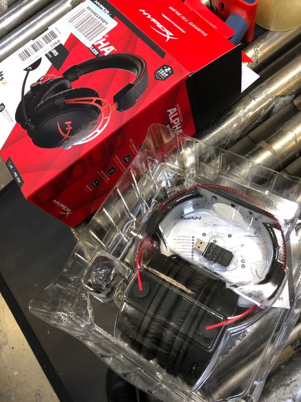 Photo 3 of HyperX Cloud Alpha Wireless - Gaming Headset for PC, 300-hour battery life, DTS Headphone:X Spatial Audio, Memory foam, Dual Chamber Drivers, Noise-canceling mic, Durable aluminum frame Red Wireless Cloud Alpha Headset