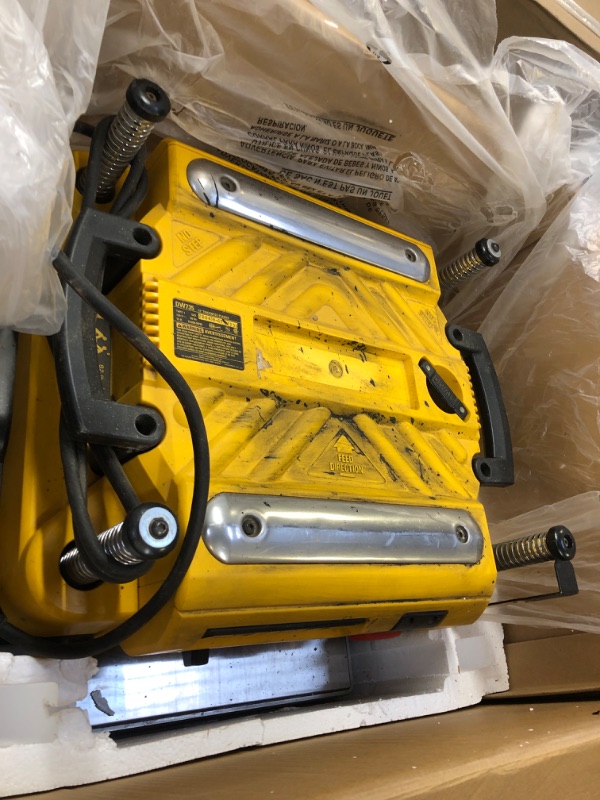 Photo 2 of DEWALT Planer, Thickness Planer, 13-Inch, 3 Knife for Larger Cuts, Two Speed 20,000 RPM Motor, Corded (DW735)
