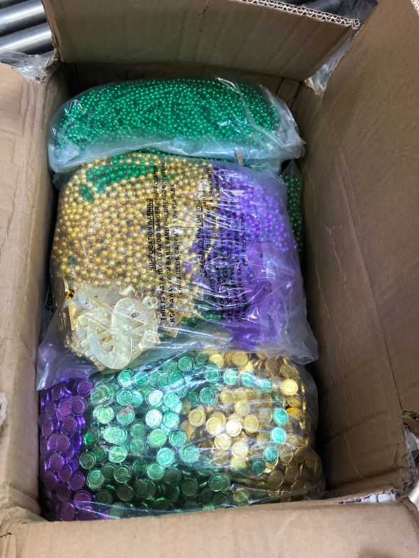 Photo 3 of Aurelema 1000 Pcs Mardi Gras Beads Necklaces Bulk Purple Gold Green Mardi Gras Decorations Beads Necklaces for Masquerade Costume Party Carnival Parade Decorations St Patrick Day Celebrations Supplies