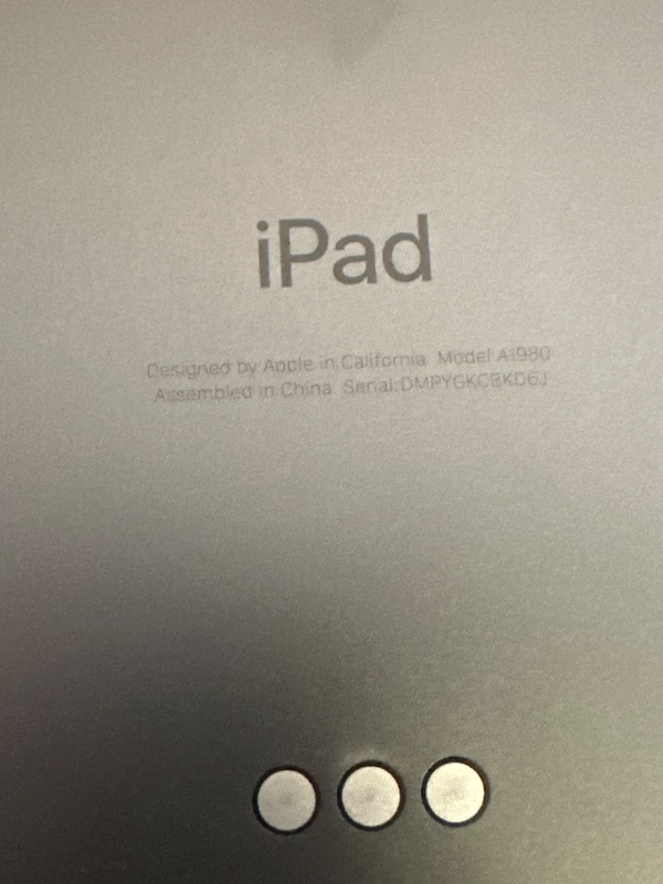 Photo 4 of Apple iPad Pro (11-inch, Wi-Fi, 64GB) - Space Gray (2018) (Renewed)