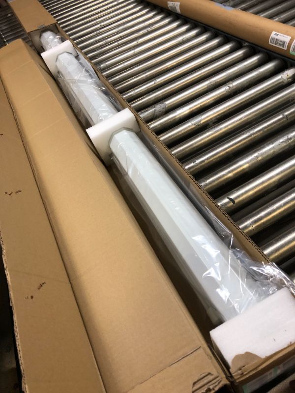 Photo 1 of 110" -16.9 ELECTRIC PROJECTION SCREEN, MATTE WHITE 