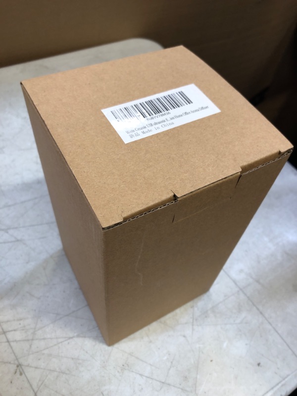 Photo 1 of White Ceramic USB ultrasonic Essential Oil Diffuser Timing Setting 7-Colors LED Light and waterless auto Off Function Home Office Aroma Diffuser