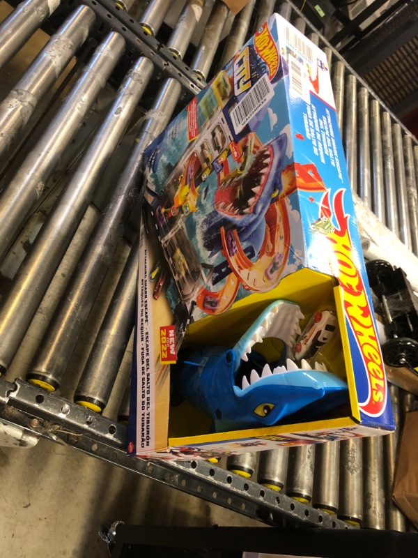 Photo 1 of Hot Wheels Attacking Shark Escape Playset Modern