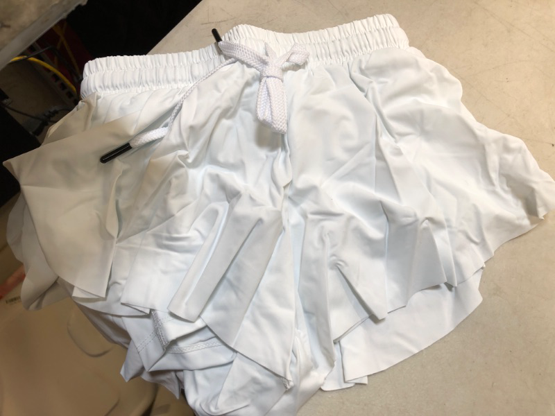 Photo 1 of girls flowy shorts- white size- 90 