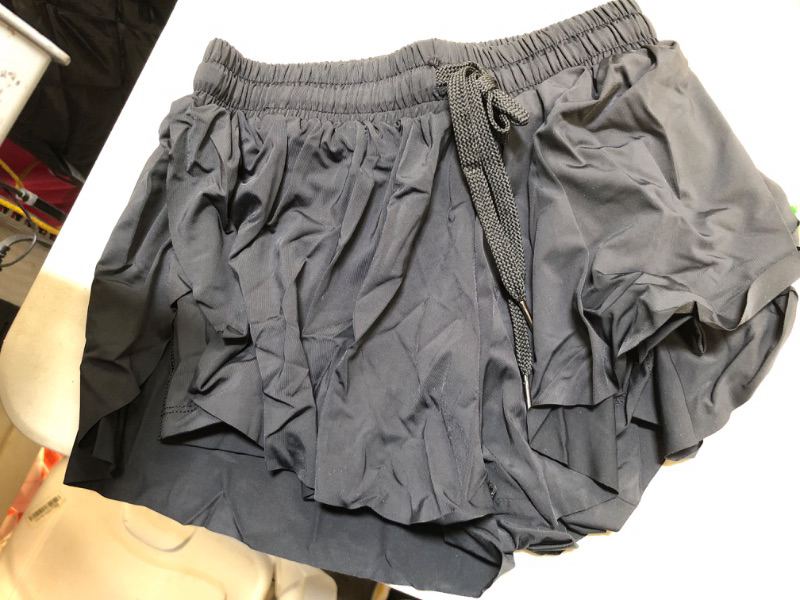 Photo 1 of girls flowy shorts - black - size 110 