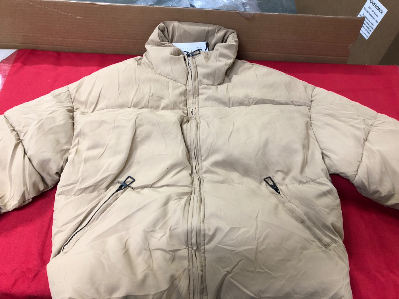 Photo 1 of KYL Women's Winter Cropped Puffer Jacket Oversized Zip-Up Quilted Puffy Short Down Coat SM