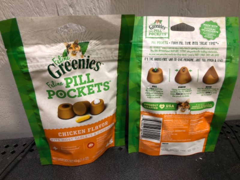 Photo 2 of 2pcs exp date 03/2024   Greenies Pill Pockets Treats for Cats, Chicken Flavor - 45 g
