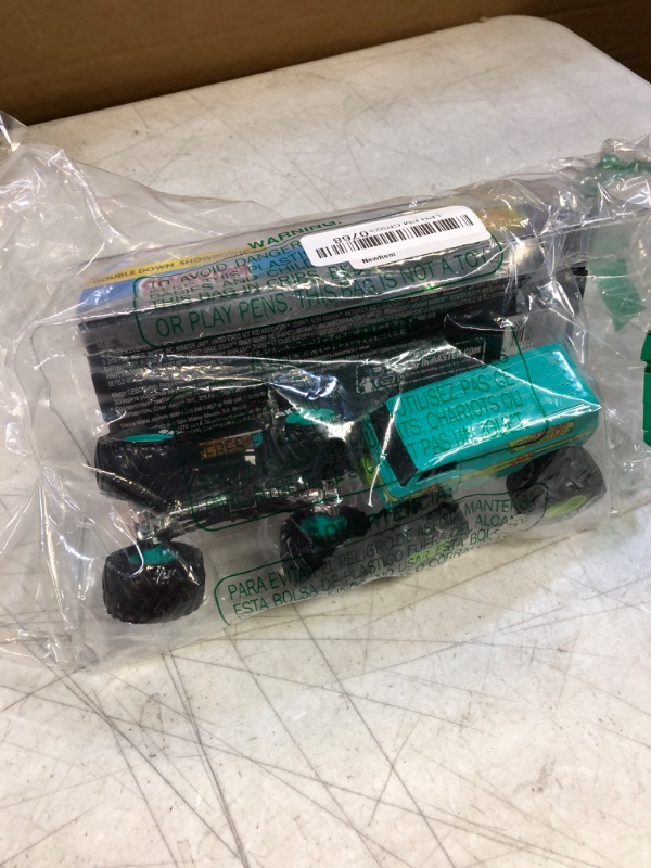 Photo 2 of Monster Jam Scooby Doo & Mystery Machine 2-Pack