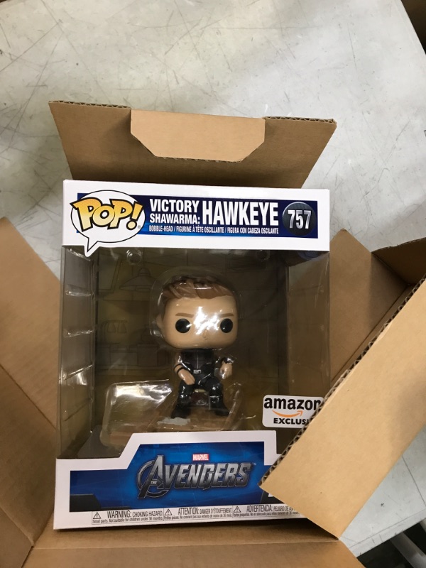 Photo 3 of Funko Pop! Deluxe Marvel: Avengers Victory Shawarma Series - Hawkeye