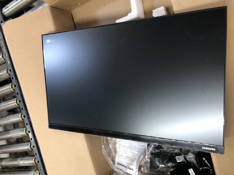 Photo 2 of SAMSUNG T350 Series 22-Inch FHD 1080p Computer Monitor, 75Hz, IPS Panel, HDMI, VGA (D-Sub), 3-Sided Border-Less, FreeSync (LF22T350FHNXZA)