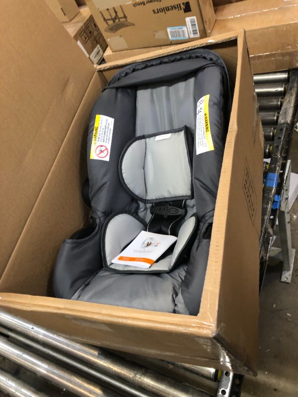 Photo 2 of Baby Trend 35 Infant Car Seat Grey