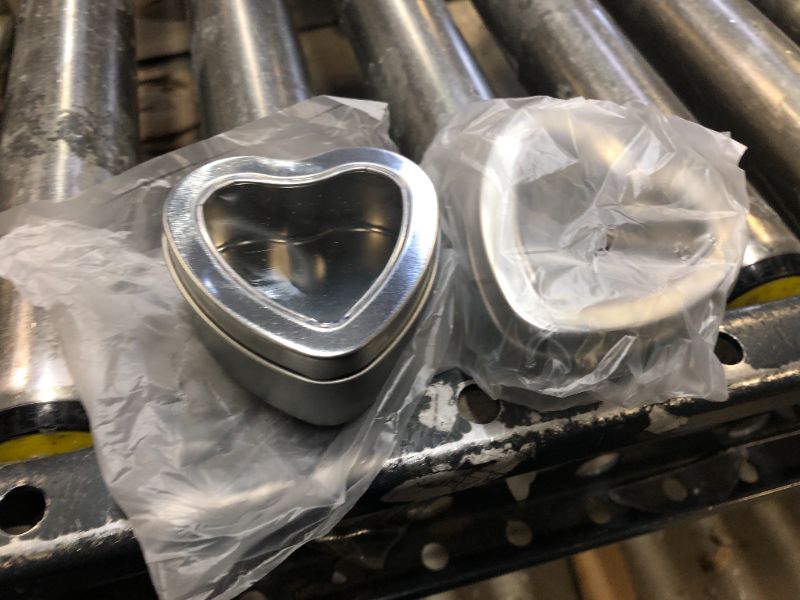 Photo 1 of 4oz Heart shaped containers- 2pc.
