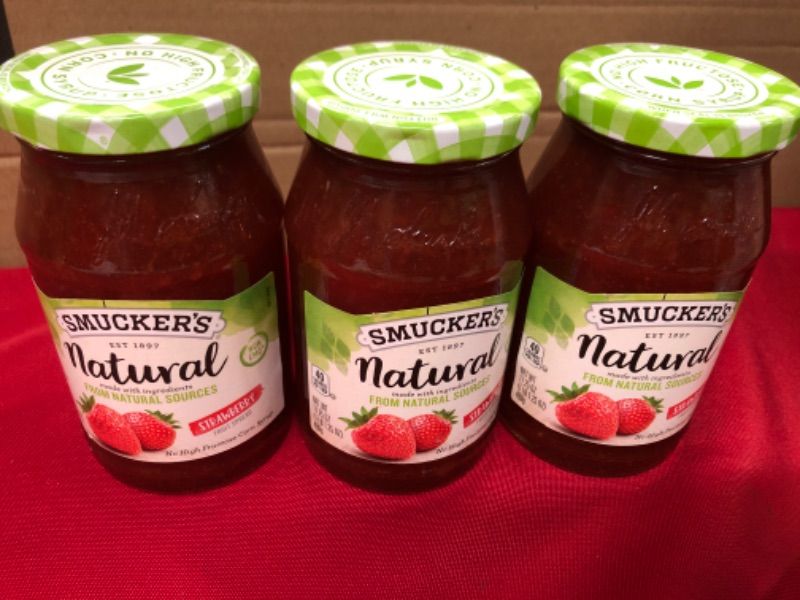 Photo 2 of  3pcs 04/2025 ----Smucker's Natural Fruit Spread 17.25oz Jar  (Strawberry)
