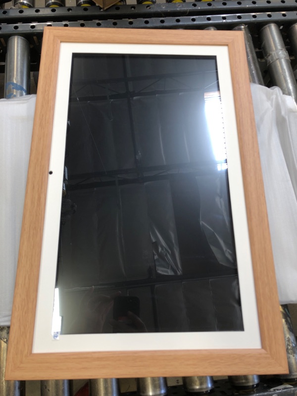 Photo 2 of Digital Picture Frame 21.5 Inch Large Digital Photo Frame with 1920 * 1080 IPS Full HD Touchscreen, Humblestead 32GB WiFi Frame with Swivel Mount Share Photos and Videos Instantly via AiMOR App 21.5 Inch Touch Screen