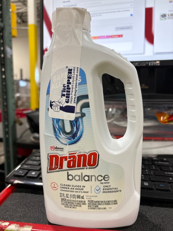 Photo 2 of Drano Balance Drain Clog Remover and Cleaner, Non-Corrosive Formula, Safe on All Pipes, Formulated Using Only Essential Ingredients, 32 Fl Oz