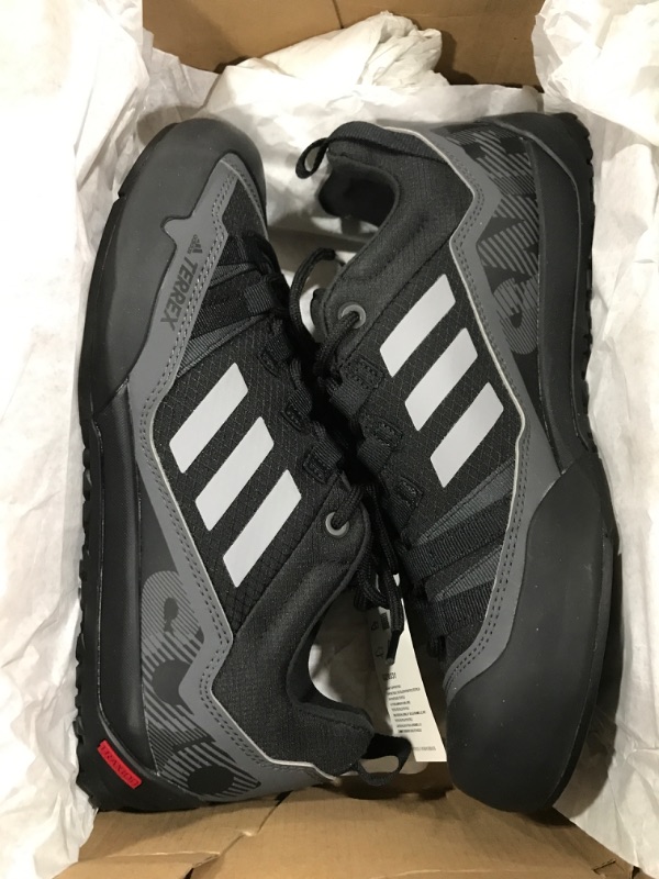 Photo 2 of Adidas Terrex Swift Solo 2 Shoe for Men 6.5 Core Black/Core Black/Grey Three
SIZE6.5 MEN