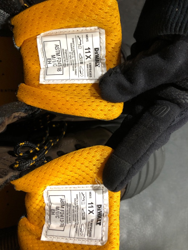Photo 2 of (11) Dewalt Men's 6" Ironton Steel Toe Work Boots