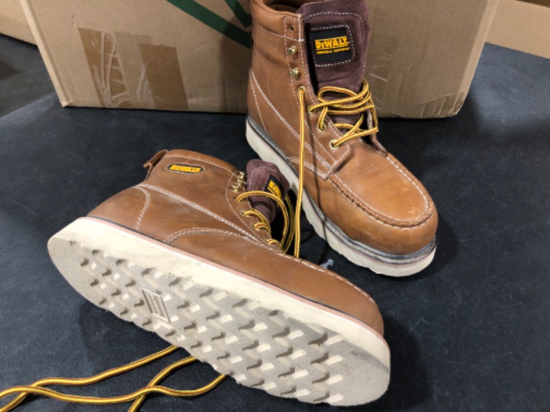 Photo 1 of (9.5) DeWalt Truss Steel Toe Men's Work Boots