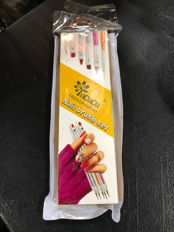 Photo 2 of YADADA Nail Art Liner Brushes Set,Painting Nail Design Brush Pen Set with Crushed Diamond Rhinestone Handle for Pulling Lines, Nail Art Design, Sizes 7/9/11/13/15 mm 5Pcs(5 drawing pens)
