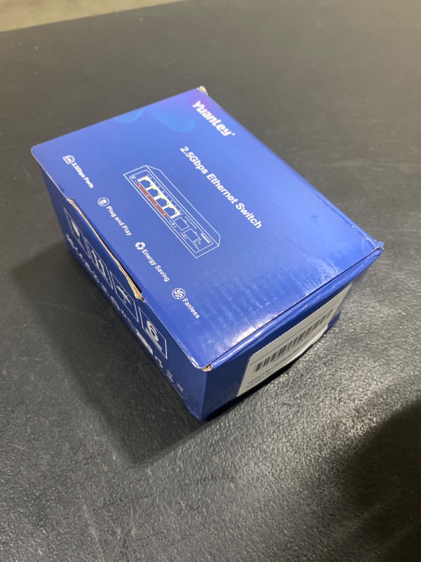 Photo 1 of 6 Port 2.5G Umanaged Ethernet Switch, 4 x 2.5G Base-T Ports, 2 x 10G SFP, Compatible with 100/1000/2500Mbps, Metal Fanless, Desktop/Wall Mount YuanLey 2.5Gbe Network Switch for Wireless AP, NAS, PC 6 Port | 4x2500Mbps+2x10G SFP