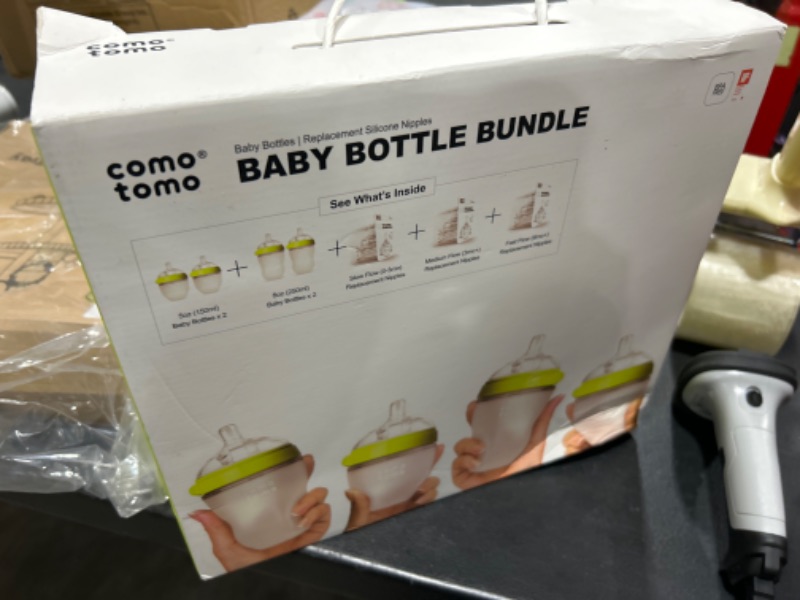 Photo 2 of Comotomo Baby Bottle Bundle, Green, (7 Piece Set)