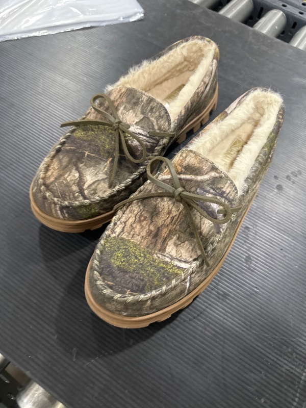 Photo 2 of Denali Camo Moc Men's Slippers Size 9
