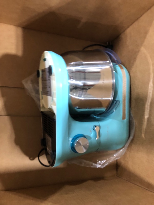 Photo 2 of FRIGIDAIRE ESTM020-BLUE 4.5L Retro Stand Mixer (Blue), 4.75 quart
