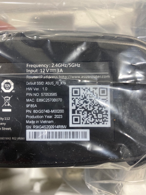 Photo 6 of ASUS ZenWiFi XT9 AX7800 Tri-Band WiFi6 Mesh WiFiSystem (2Pack), 802.11ax, up to 5700 sq ft & 6+ Rooms, AiMesh, Lifetime Free Internet Security, Parental Controls, 2.5G WAN Port, UNII 4, Charcoal AX7800 | Tri-Band | 2PKs