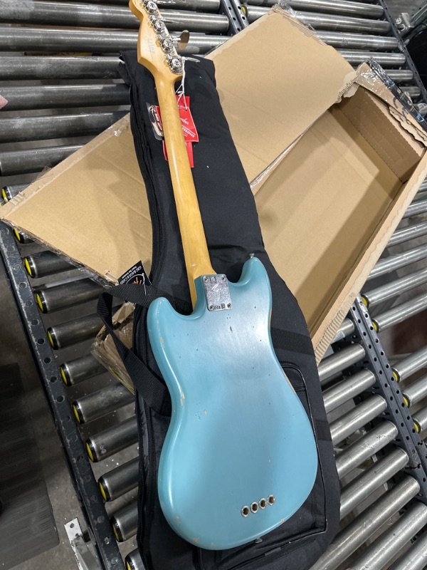 Photo 4 of Fender JMJ Road Worn Mustang Bass, Faded Daphne Blue, Rosewood Fingerboard