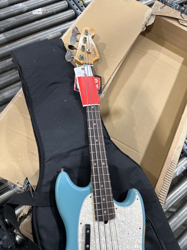 Photo 3 of Fender JMJ Road Worn Mustang Bass, Faded Daphne Blue, Rosewood Fingerboard