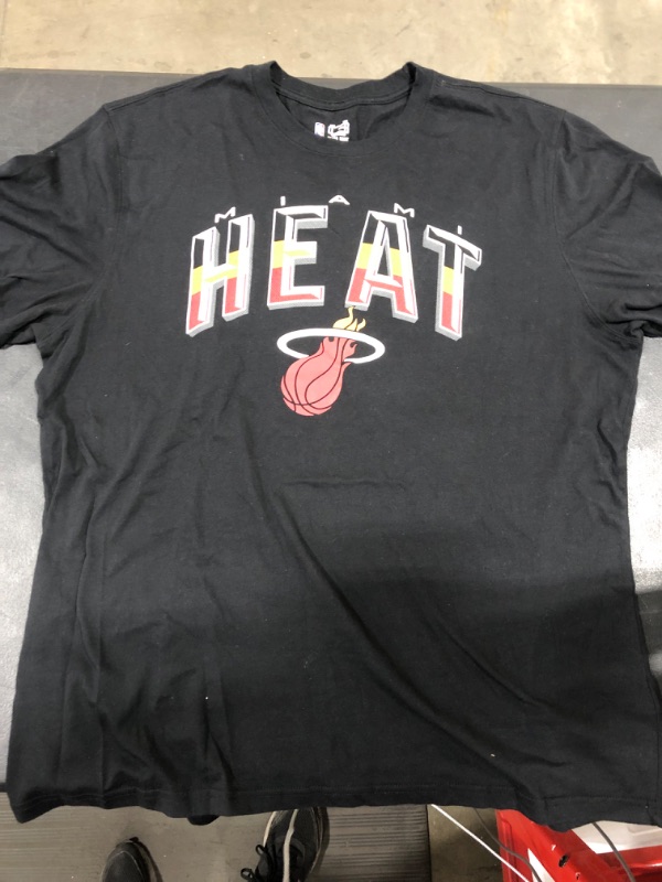 Photo 2 of [Size 2XL] Ultra Game -NBA Miami Heat Mens Arched Plexi Short Sleeve Tee Shirt-