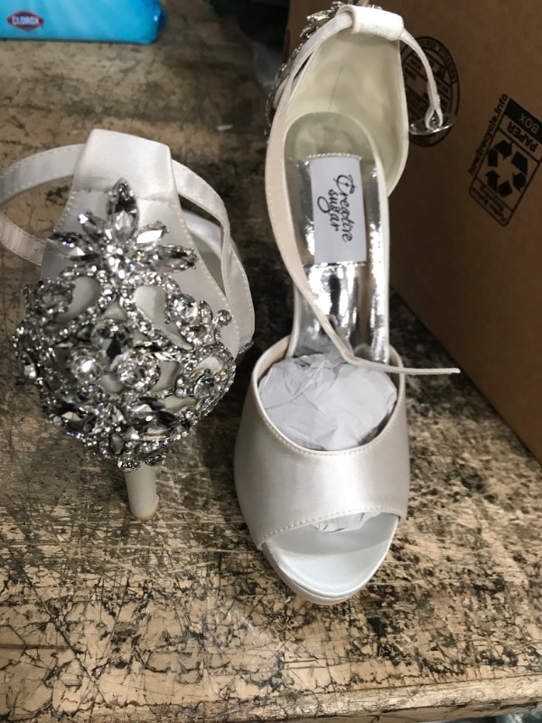 Photo 2 of Creativesugar Lady Satin Dress Platform High Heels Wedding Sandals Crystal Back with Free Earrings
SIZE 36