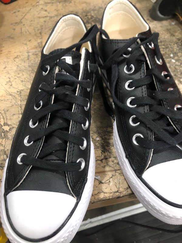 Photo 1 of CONVERSE CHUCK TAYLOR LOW TOP   FOR WOMENS SIZE 6.5